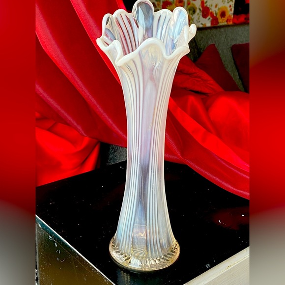 Art Antique Swung Funeral Vase In Opalescent Glass Beautiful Poshmark